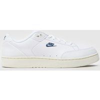 Nike grandstand ii trainers in white