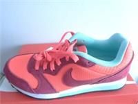Nike MD Runner 2 women's trainer's shoes 749869 600 uk 5 eu 38.5 us 7.5 NEW+BOX