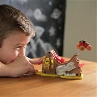 Monster Jam Mini Jams, Earthshaker Boneyard Blaster Mega Frenzy Playset with 10 Minis Monster Truck, Kids’ Toys For Aged 3 and Up