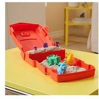 Kinetic Sand, Sandy Farm Set with 340g Play Sand, 6 Tools and Moulds,