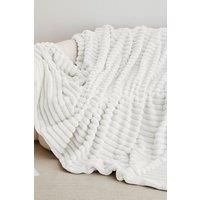 https://www.burton.co.uk/product/ezysleep-super-soft-luxury-faux-fur-stripe-throw_p-d62c7208-9ba1-4372-b07a-4122ac938924£colour=Cream&size=Extra%20Large