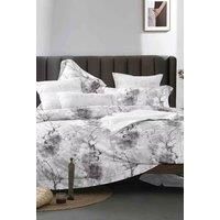 https://www.burton.co.uk/product/ezysleep-grey-forest-printed-duvet-set_p-f78da6e5-1599-4985-a8c8-faba1eb1d85e£colour=Grey&size=Double