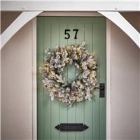 Premier 60cm Prelit Snowy Dorchester Wreath With 50 LEDs