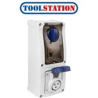 Industrial RCD Socket IP67 240V 16A 30ma 2P+E Switched