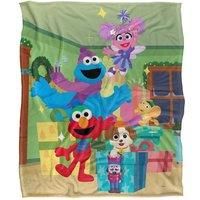 https://www.burton.co.uk/product/sesame-street-sesame-street-furry-friends-forever-elmo-abby-cookie-monster-presents-silky-touch-super-soft-throw-blanket-152-x-127-cm_p-ebe8cef4-70cd-4abf-810f-2031a15f267c£colour=White&size=One%20Size