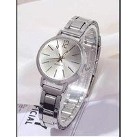 Chic Women'S Gold Watch With Love Bracelet - Timeless Gift Set