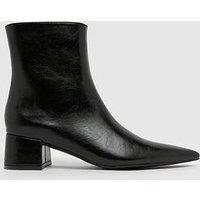 Schuh Bridgit Block Point Boots - Black