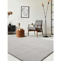 The Carpet Relax - Modern Rug, Fluffy, Short Pile, Non-Slip Underside, Washable up to 30°C, Super-Soft, Fur Look, Sand Sand Rectangle 140 x 200cm
