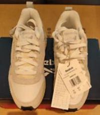 Reebok Unisex Classic Leather Hexalite Sneaker, FTWR White/Pure Grey 3/Alabaster, 4.5 UK