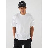 adidas Men/'s Essentials Lose FIT Three BAR TEE, White/Black, XXL