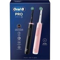 Oral-B Pro 3 - 3900 - Set of 2 Electric Toothbrushes Pink & Black, 2 Handles with Visible Pressure Sensor, 2 Toothbrush Heads + Oral-B CrossAction Replacement Toothbrush Head Black Pack of 4 Counts