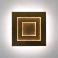 Hollnder Masaccio Quadro LED wall light, gold