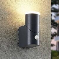 Lindby Outdoor Wall Light /'Aspyn/' with Motion Detector (Modern) in Black Made of Aluminium (1 Light Source,) from Wall lamp for Exterior/Interior Walls, House, Terrace und Balcony
