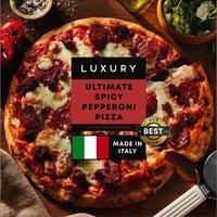 Iceland Luxury Ultimate Spicy Pepperoni Pizza 355g