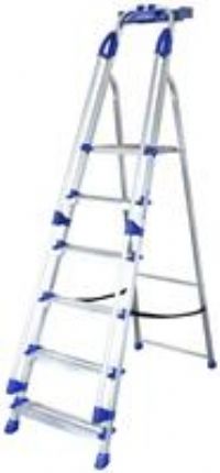 WERNER 7050618 705 Series Stepladder - 6 Tread Workstation
