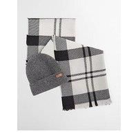 Barbour Barbour Pendle Beanie & Blair Scarf Gift Set