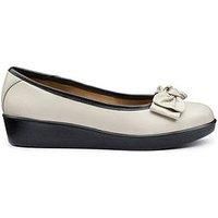 Hotter Jade Wedge Pump Shoe - Cream