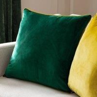 furn. Meridian Polyester Filled Cushion – Luxury Contrast Piped Velvet Decorative Pillow (Emerald/Moss - 45x45cm)