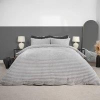 https://www.burton.co.uk/product/ohs-ribbed-duvet-cover-faux-fur-winter-warm-bedding-set_p-eac1309b-3d87-4aae-83a1-e53b3ed02c13£colour=Silver&size=Double