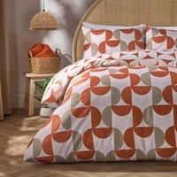 https://www.burton.co.uk/product/ohs-moroccan-abstract-microfibre-duvet-cover-with-pillowcase-bedding-set_p-850e3c59-ff68-4e21-b418-b961253d094d£colour=Burnt%20Orange&size=Double