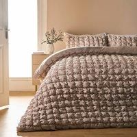 OHS Filled Quilted Seersucker Duvet Cover Bedding Set