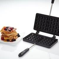 KitchenCraft Non-Stick Traditional Belgian Waffle Maker