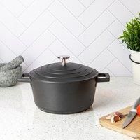 MasterClass Lightweight Casserole Dish with Lid, Cast Aluminium, Black, 2.5