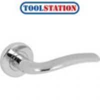 Serozzetta Cuatro Lever On Rose Door Handles Polished Chrome