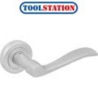 Serozzetta Verdun Lever On Rose Door Handles Satin Chrome