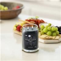 Yankee Candle Midsummer´s Night scented candle Signature 567 g
