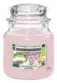 Yankee Candle Home Inspiration Sugared Strawberries Medium Jar Candle 340g