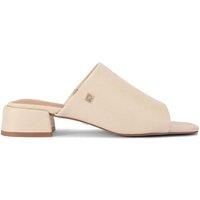 'Pamela' Flats