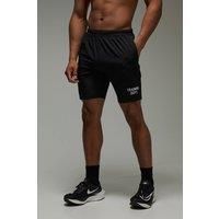https://www.burton.co.uk/product/boohooman-training-dept-performance-5inch-shorts_bmm34125£colour=black&size=S
