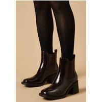 Oasis Womens Chelsea Bootie Chocolate High Shine Faux Leather Ankle Boots