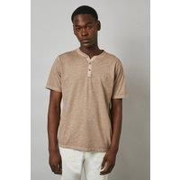 https://www.burton.co.uk/product/maine-neutral-slub-neck-t---shirt_edd09273£colour=neutral&size=S