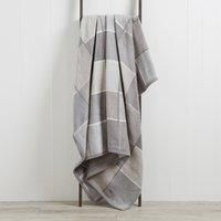 Thermosoft Checked 150cm x 200cm Blanket Grey