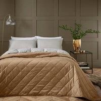 Castleton Bedspread