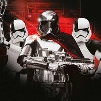 Star Wars: The Last Jedi (Trooper Team) 40x40 Canvas