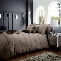 https://www.burton.co.uk/product/smart-living-luxury-polycotton-blend-duvet-cover-and-pillowcase-set_p-88d1c6be-758d-47c0-940d-615523d72dbb£colour=Camel&size=Single