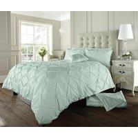 https://www.burton.co.uk/product/smart-living-polycotton-pintuck-duvet-cover-with-pillowcases_p-2cf4ef53-43ea-4ada-a5e9-41986f76afed£colour=Duck%20Egg%20Blue&size=Super%20King