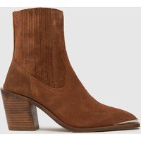 schuh anand suede western boots in tan
