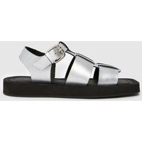 schuh thea leather fisherman sandals in silver