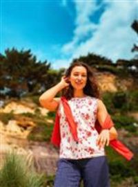 Fan Floral Sleeveless Blouse