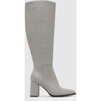 schuh diya knee high boots in grey