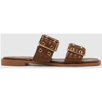 schuh Tenika Mule Sandals in Tan