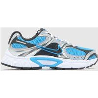 Nike V5 RNR Trainers in Black and blue