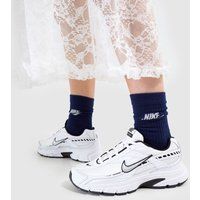 Nike Initiator Trainers in White & Silver
