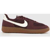 Nike Field General Trainers in Burgundy