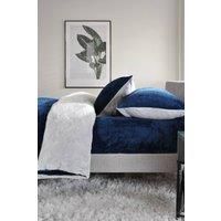 https://www.burton.co.uk/product/the-lyndon-company-teddington-extrasoft-furry-fleece-bedding-collection_p-02fa473e-bbc2-4ebe-ae8d-09b8380f96ce£colour=Navy&size=Double%20Fitted