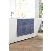 https://www.burton.co.uk/product/the-lyndon-company-egyptian-spa-700gsm-cotton-towels-ultra-soft-highly-absorbent-luxury-bathroom-essentials_p-e9a6eb39-9c23-4753-9a18-f7f134313106£colour=Mid%20Blue&size=Face%20Towel%20Pair